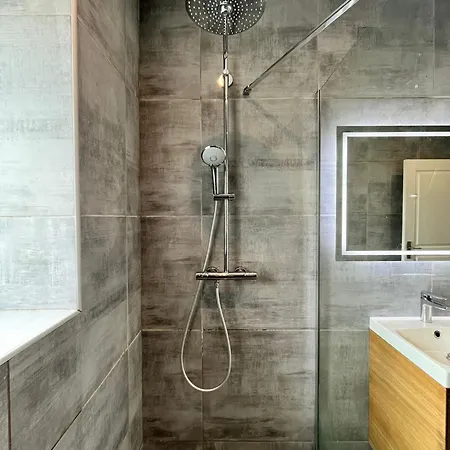 בית נופש Domaine De Pourrouquet - Demeure De Charme Et ויק-פזנסאק