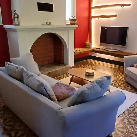 Domaine De Pourrouquet - Gite De Charme En Pleine Nature Avec Piscine Et Spa Inclus