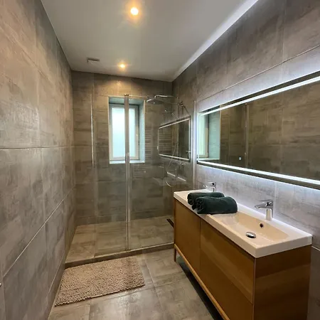 Domaine De Pourrouquet - Demeure De Charme Et בית נופש ויק-פזנסאק