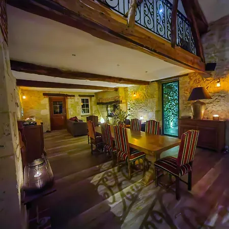 Domaine De Pourrouquet - Demeure De Charme Et בית נופש ויק-פזנסאק