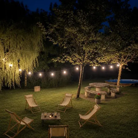 Domaine De Pourrouquet - De Charme En Pleine Nature Avec Piscine Ferienhaus *