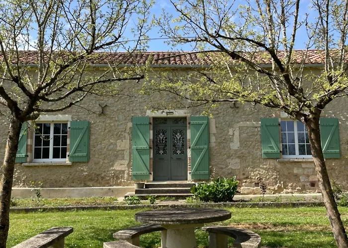 Prázdninový dům Domaine De Pourrouquet - De Charme Avec Piscine Et Calme Absolu En Pleine Nature