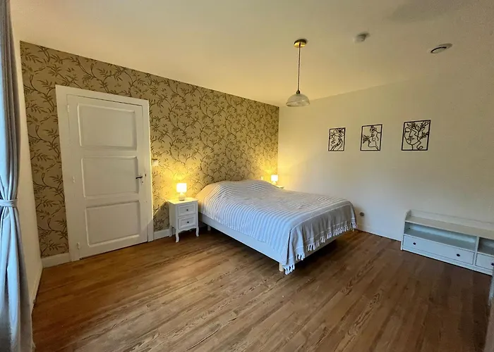 Domaine De Pourrouquet - Gite De Charme Avec Piscine Et Calme Absolu En Pleine Nature 펜션