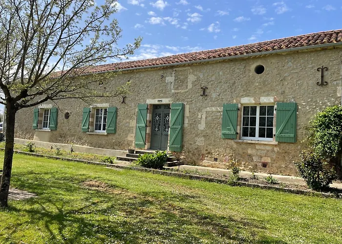Domaine De Pourrouquet - Gite De Charme Avec Piscine Et Calme Absolu En Pleine Nature * 비크-페장삭